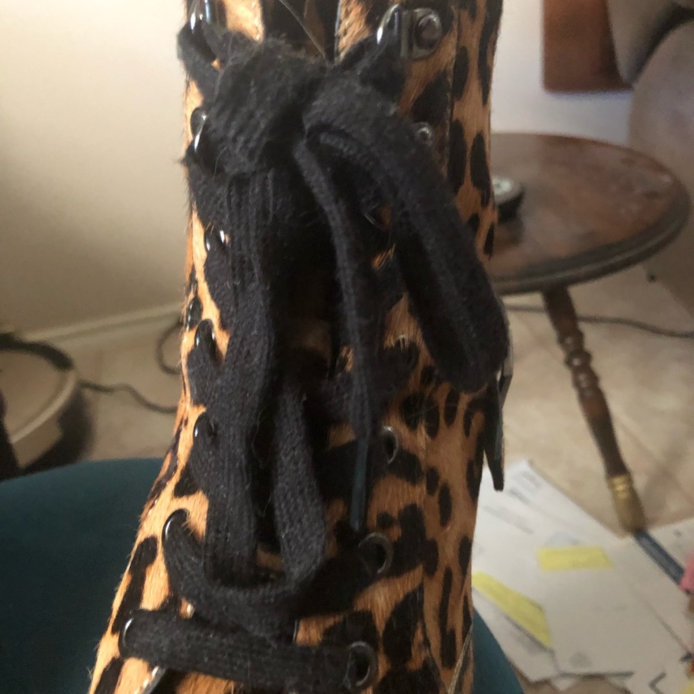 Boots - Picture 2 of 7